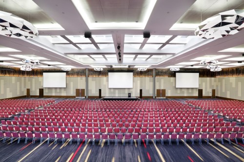 Ballroom 04
